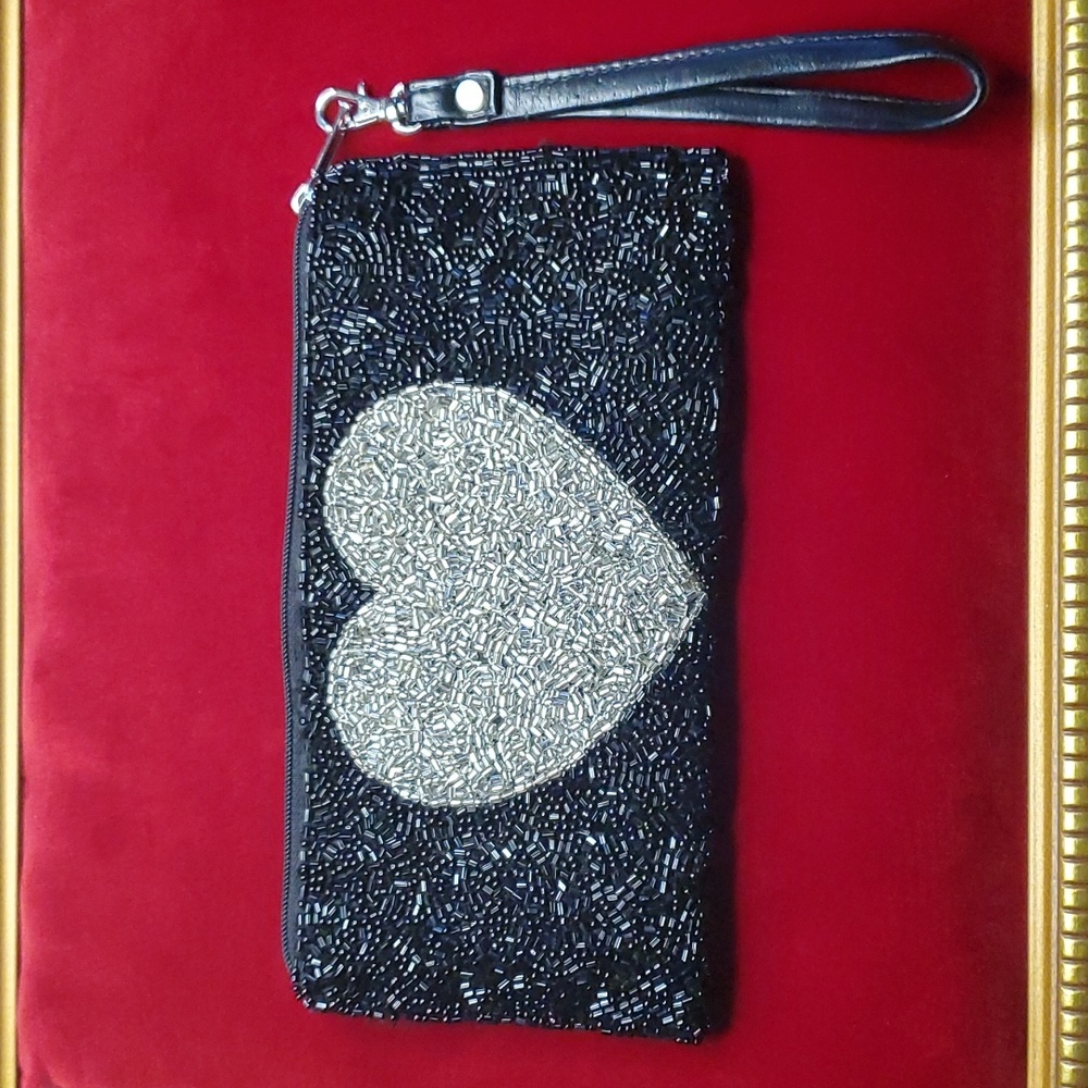 Expressions NYC Beaded Sequins Heart Cocktail Clutch Purse Bag
